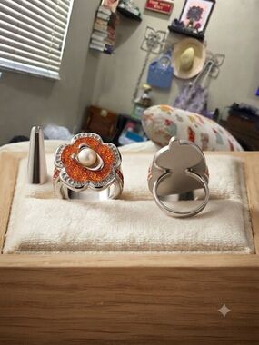 NWOT Coach Silver Flower Ring with Orange Inlay and Pearl